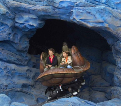 extremer Nervenkitzel Crush's Coaster on ride Disneyland Paris