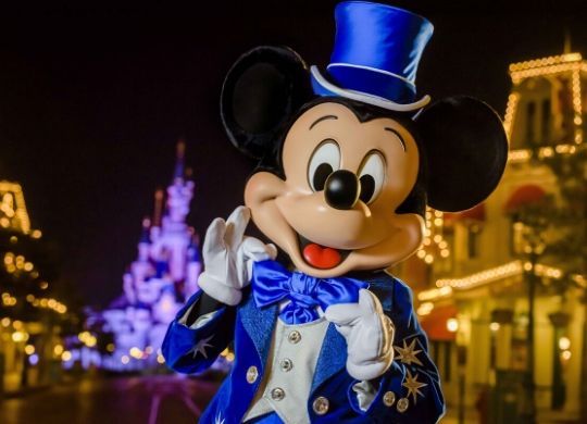 mickey and the magician bezauberende show disneyland paris